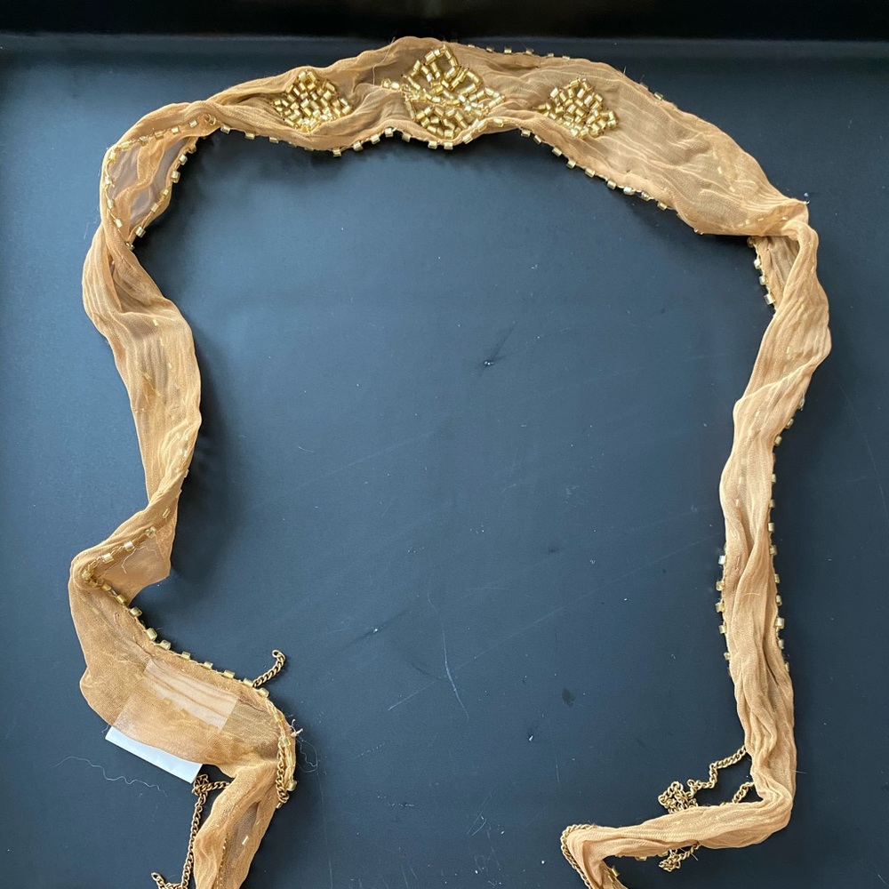 Gold beaded Chan luu tie headband